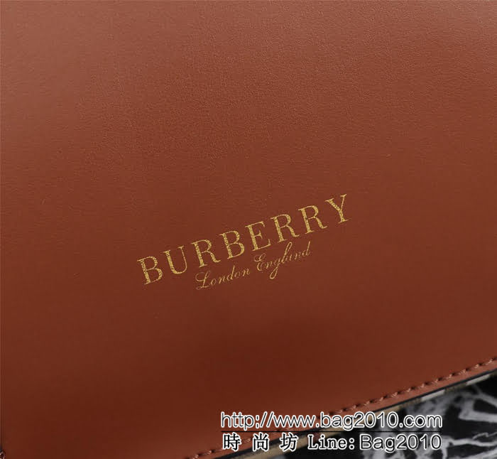 BURBERRY巴寶莉 英倫馬術風格 時裝秀款 經典Haymarket格紋 肩背包 8204#  Bhq1133